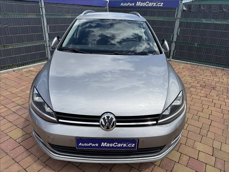 Volkswagen Golf Variant VII 1.6 TDI Lounge - fotka 2 z 16