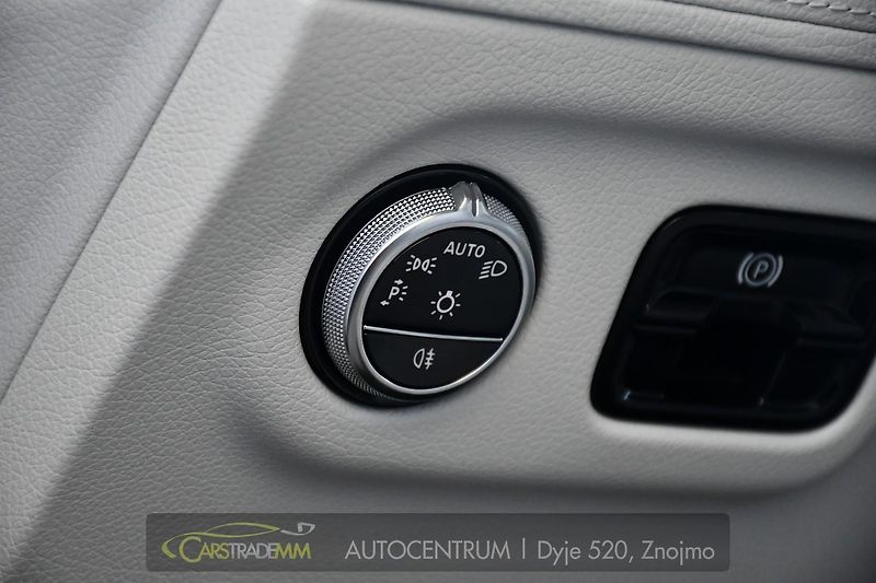 Mercedes-Benz EQE 500 AMG 4MATIC  - fotka 23 z 53