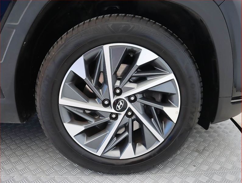 Hyundai Tucson (2021) 1.6 CRDi 48V MHEV - fotka 15 z 21