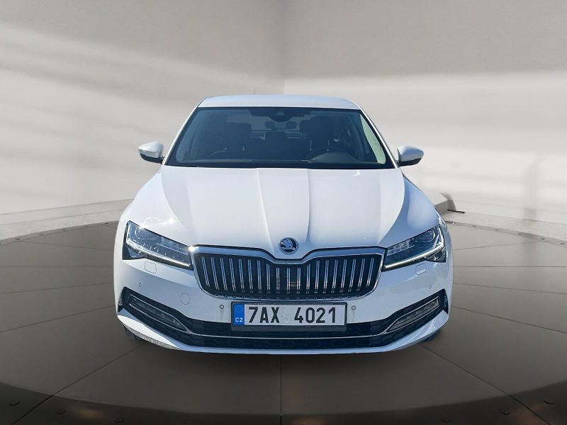 Škoda Superb (2019) STYLE 2.0TSI 140kW DSG CZ DPH - fotka 2 z 11