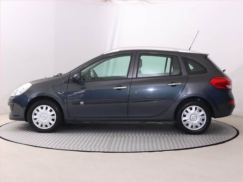 Renault Clio (2009) 1.2 TCe, Serv.kniha - fotka 3 z 14