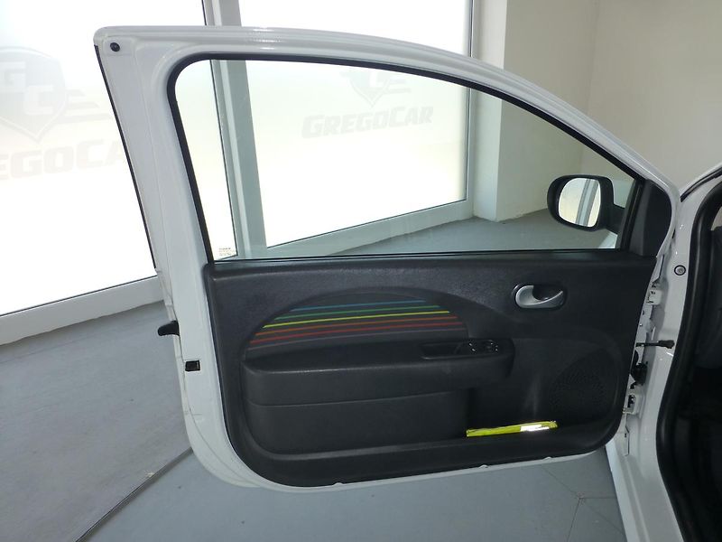 Renault Twingo (2014) 1,2I*KLIMATIZACE**ALU KOLA* - fotka 9 z 20