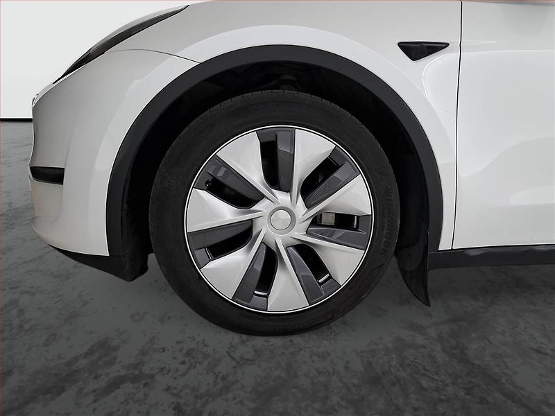 Tesla Model Y (2023) Long Range AWD 79kWh, SoH 93% - fotka 15 z 20