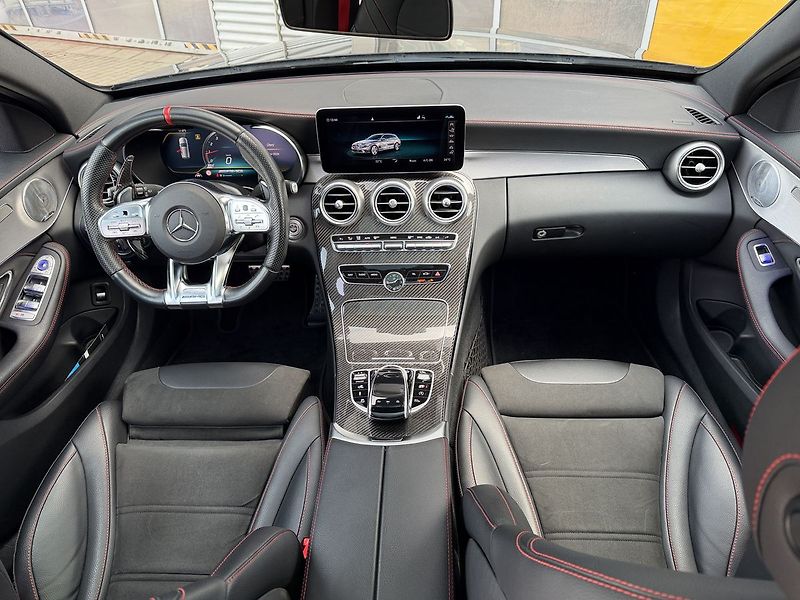 Mercedes-Benz Třídy C C 43 AMG - fotka 16 z 32