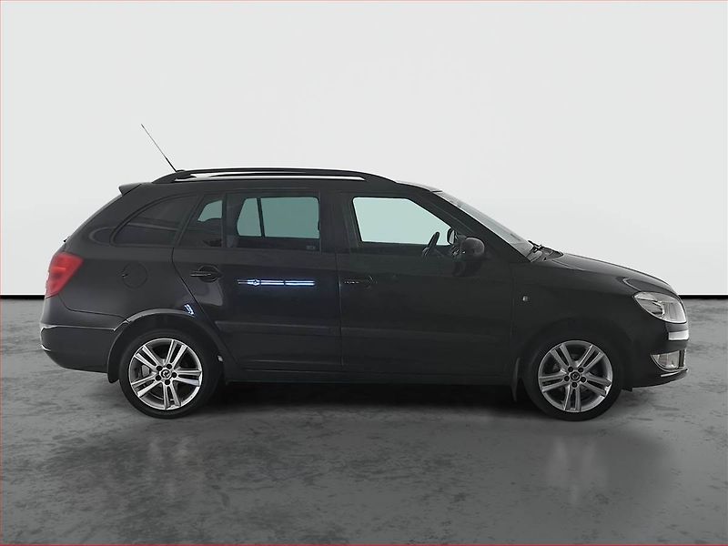 Škoda Fabia (2010) Elegance 1.2 TSI, Serv.kniha - fotka 6 z 19