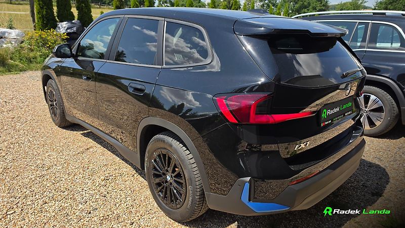 BMW iX1 (2023) xDrive30 | SOH BMS 99 % - fotka 3 z 9