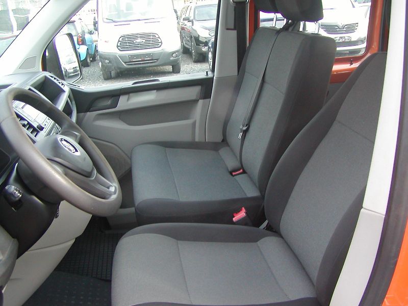 Volkswagen Transporter (2019) 2.0TDCi, TEMP,KLIMA,VÝB STAV - fotka 37 z 69