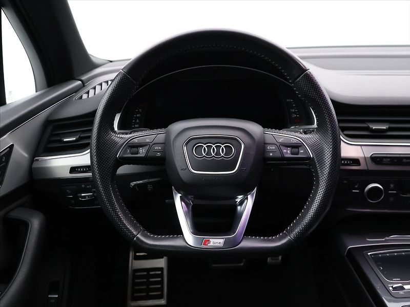 Audi Q7 3,0 TDI 200kW Quattro S-LINE - fotka 18 z 43