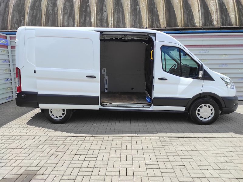 Ford Transit 2,0EcoBlue 125kW, L3,Tažné,ČR - fotka 6 z 40