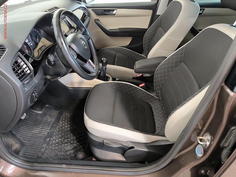 Škoda Fabia (2015) 1.2 TSI, ČR, AC, tempo, park - fotka 9 z 17