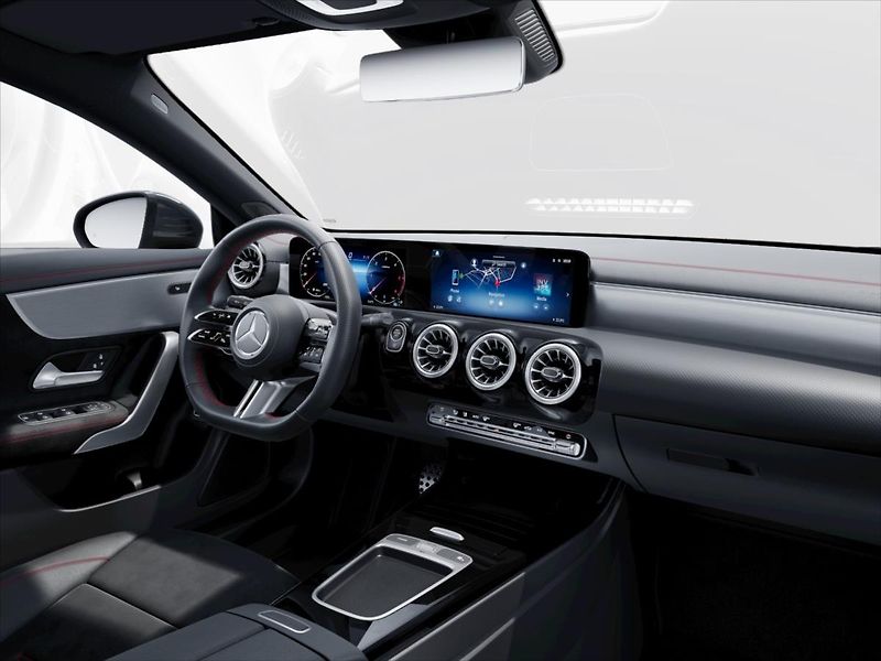 Mercedes-Benz CLA (2025) 2,0 200 d Shooting Brake AMG S - fotka 9 z 9