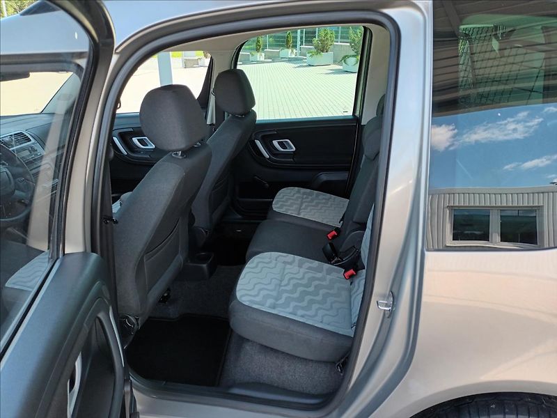 Škoda Roomster 1,4 16V,63KW,KLIMA,ALU KOLA - fotka 13 z 43