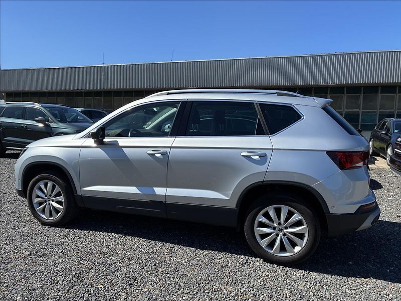 Seat Ateca 2,0 TDI TAŽNÉ,KAMERA,KŮŽE - fotka 3 z 35