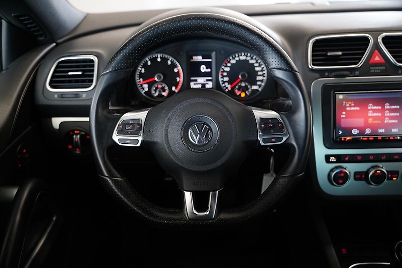 Volkswagen Scirocco - fotka 17 z 28
