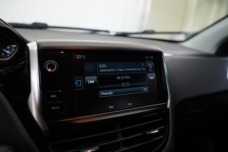 Peugeot 2008 - fotka 28 z 32