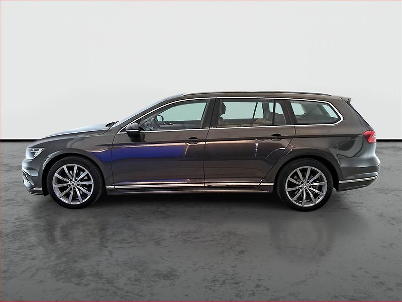 Volkswagen Passat (2018) R-Line 2.0 TDI, Automat, ČR - fotka 3 z 18