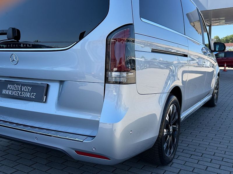 Mercedes-Benz EQV 300 L - fotka 12 z 32