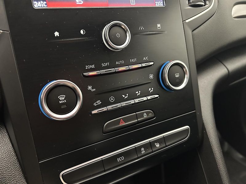 Renault Mégane 1.3 TCe - fotka 14 z 24