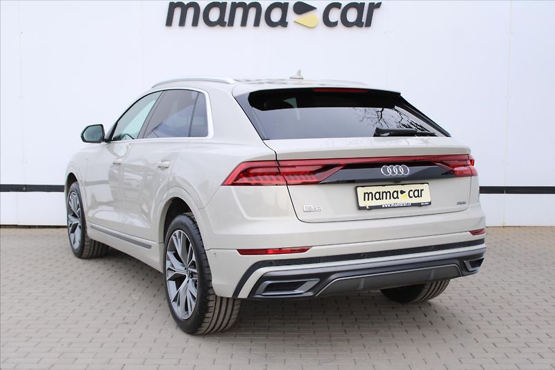Audi Q8 55TFSi 250kW QUATTRO S-LINE ČR - fotka 5 z 31