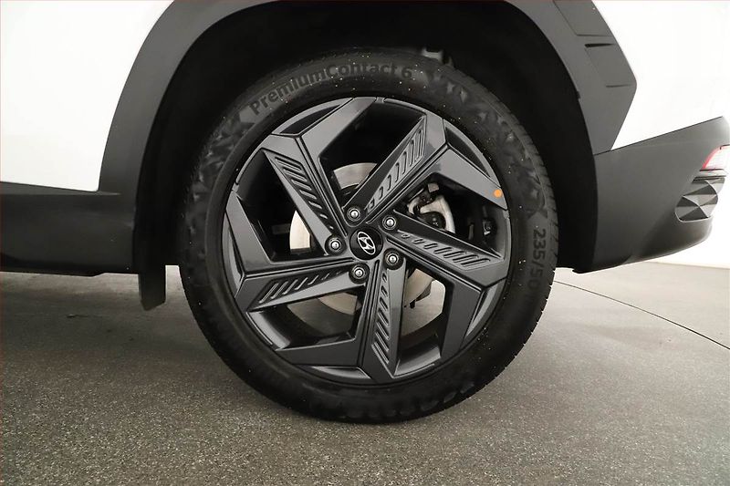 Hyundai Tucson (2024) 1.6 T-GDI 48V MHEV - fotka 12 z 27