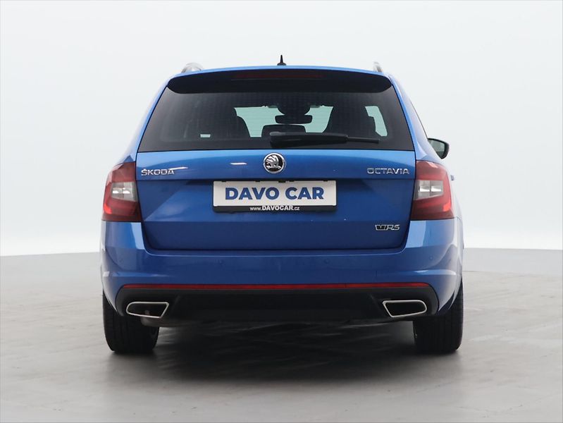 Škoda Octavia 2.0 TDI RS Challenge Matrix - fotka 6 z 39