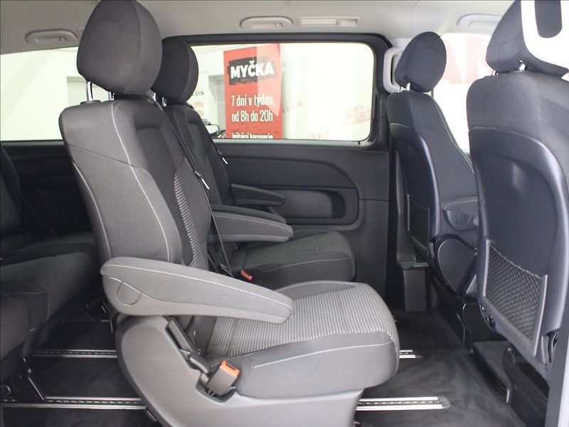 Mercedes-Benz Třídy V 2,0 220d L 9G Facelift 7 míst - fotka 13 z 34