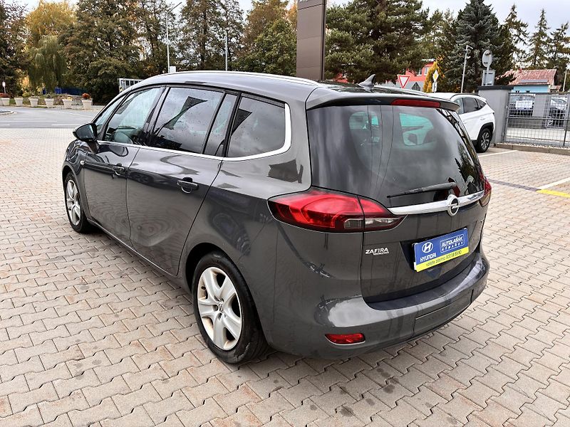 Opel Zafira Tourer 2.0CDTi 125kW AT 7MÍST - fotka 5 z 29