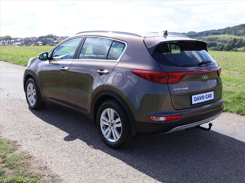 Kia Sportage 1,7 CRDi 85kW CZ Aut.klima - fotka 5 z 30