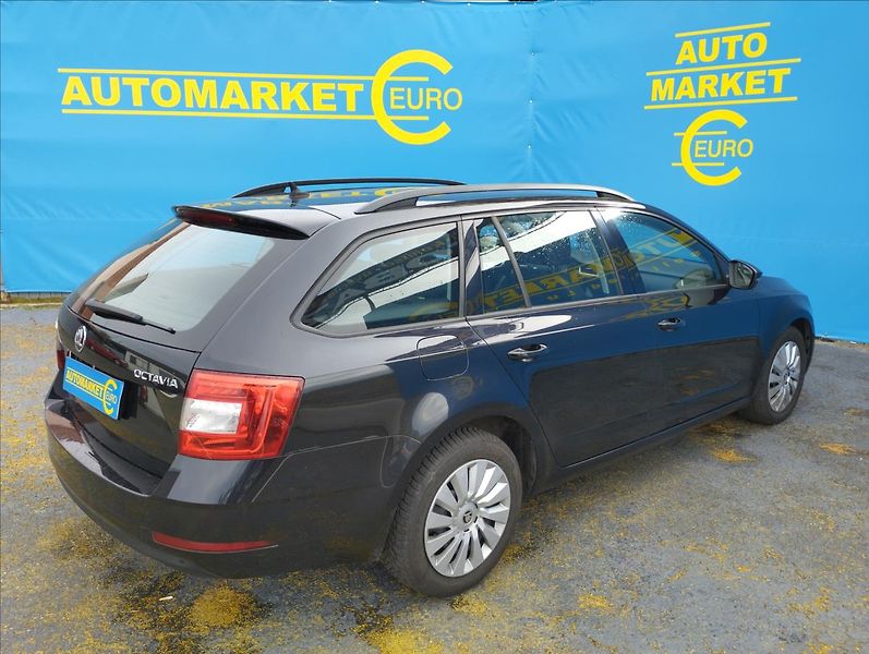 Škoda Octavia 1,6 - fotka 5 z 21