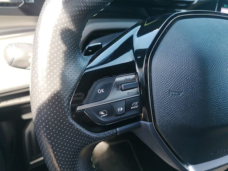 Peugeot 308 (2022) 1.5 BlueHdi GT-LINE,Focal - fotka 32 z 42