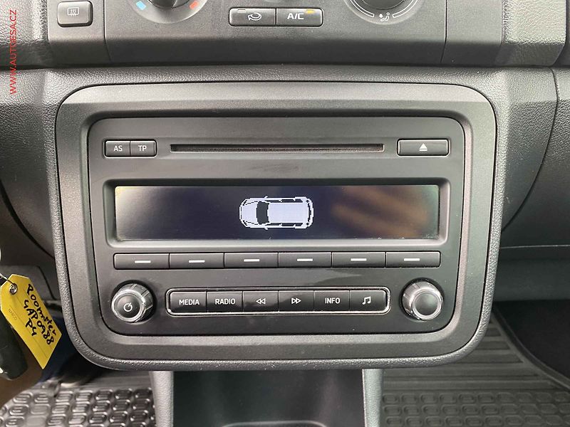 Škoda Roomster (2015) 1.2 TSi, ČR, Ambition, zmk. - fotka 17 z 17