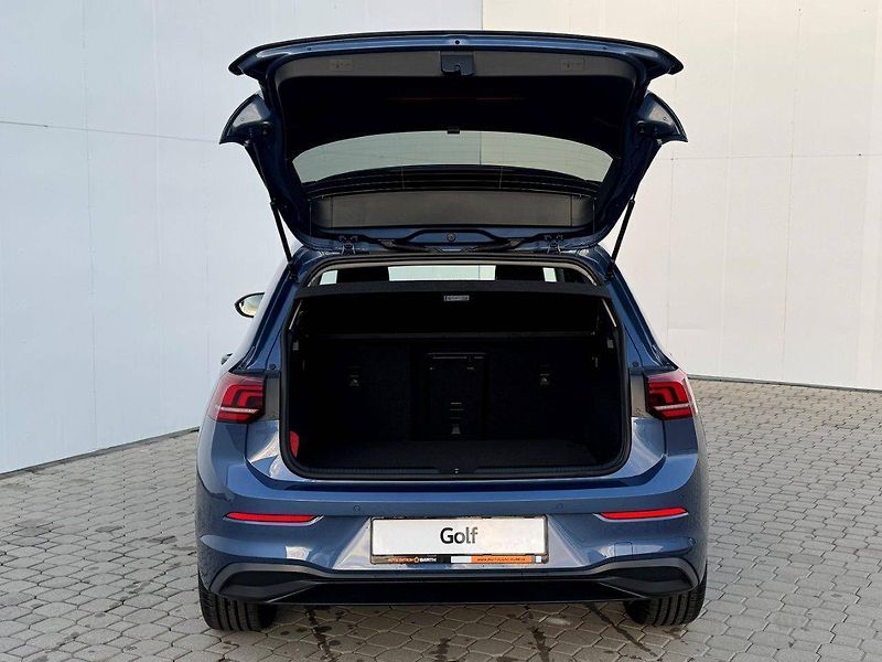Volkswagen Golf (2026) People 6G 1,5TSI - fotka 4 z 8
