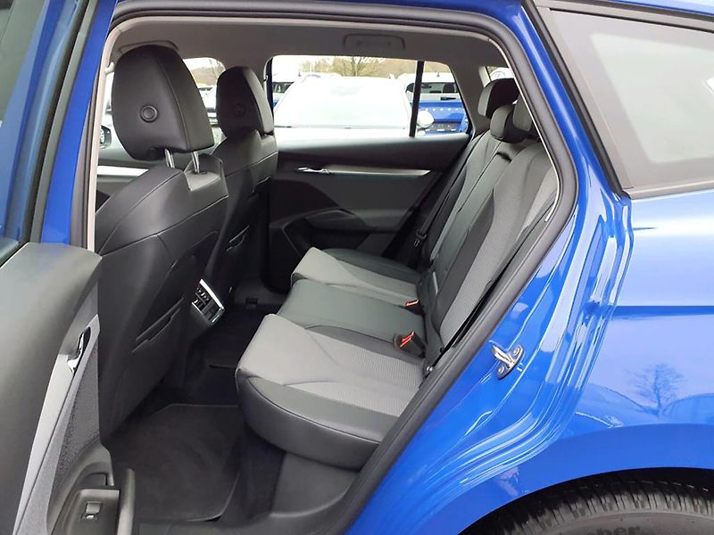Škoda Enyaq (2023) Loft 52 kWh - fotka 5 z 10