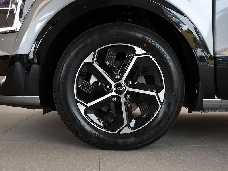Kia Niro STYLE 1,6 GDi HEV 6DCT - fotka 19 z 20