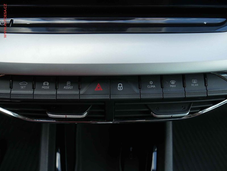 Škoda Octavia (2020) 2.0TDi, 2.maj,ČR, Style, LED - fotka 18 z 20