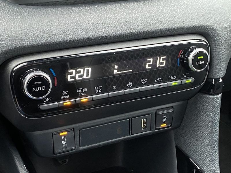 Toyota Yaris 1.5HSD, ČR-1, Selection, +kola - fotka 23 z 31