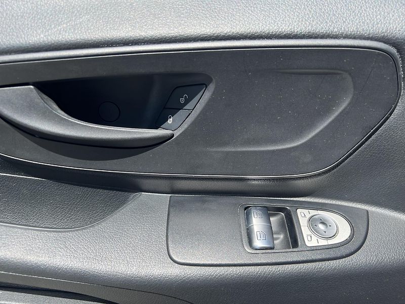 Mercedes-Benz Vito (2015) 111CDI L TOURER PRO - fotka 25 z 27