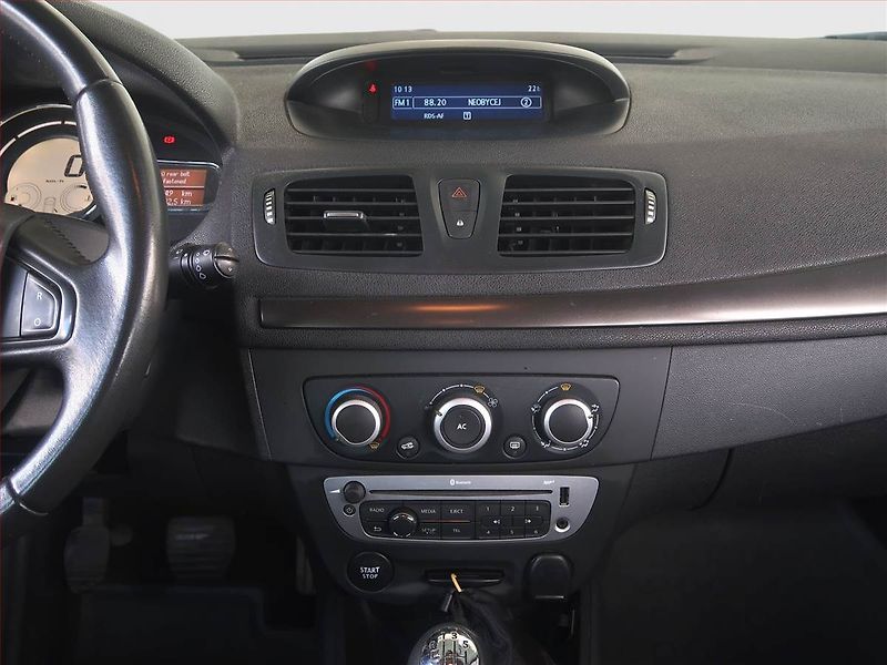 Renault Mégane (2014) 1.5 dCi, Tempomat - fotka 12 z 17