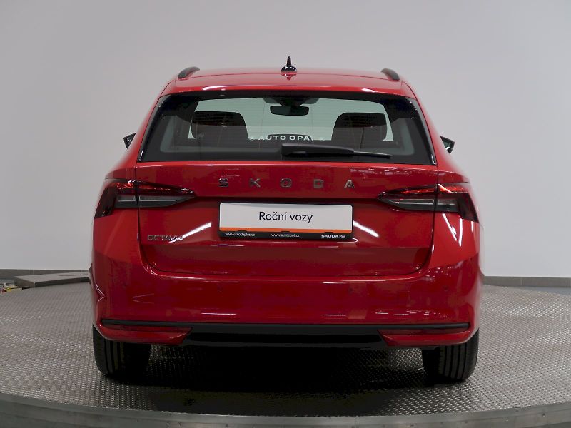 Škoda Octavia (2024) TOP SELECTION 2.0TDI 85KW - fotka 9 z 39