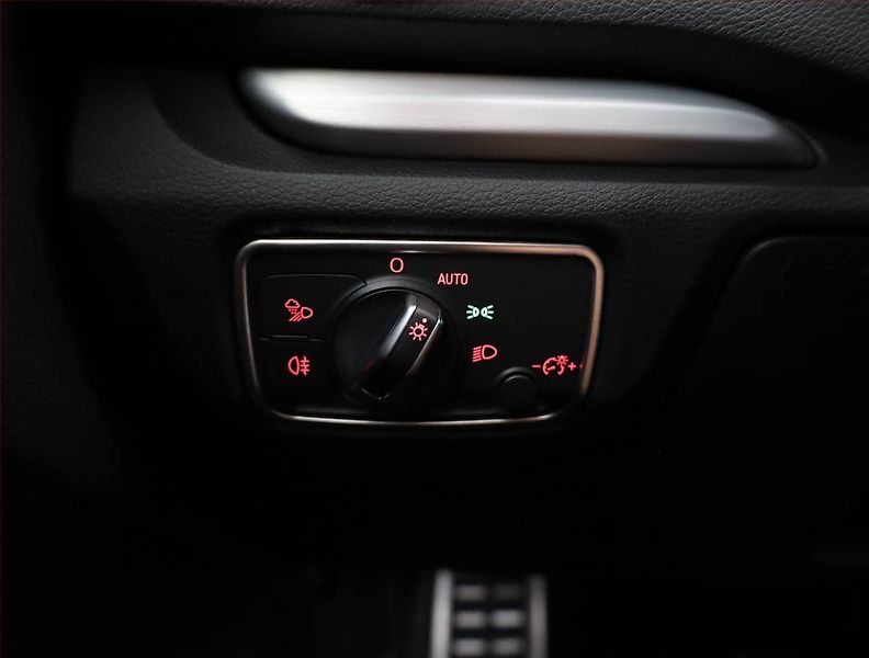 Audi A3 (2015) S-Line 2.0 TDI, Automat - fotka 16 z 19