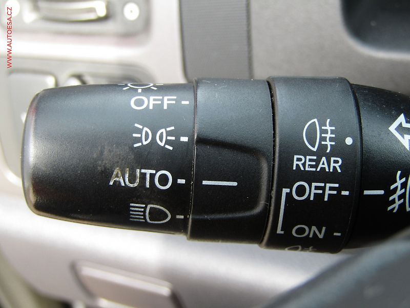 Honda CR-V (2008) 2.2 CDTi 4x4, ČR, AC, výhřev - fotka 12 z 17