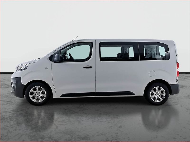 Peugeot Expert (2020) 2.0 BlueHDi, Bus, 6Míst, ČR - fotka 3 z 15