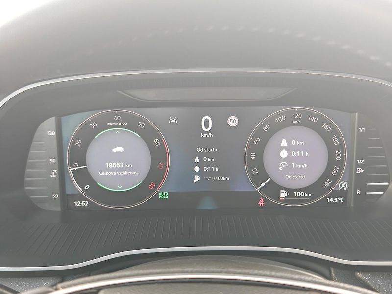 Škoda Octavia Top Selection 6MP 1,5TSI - fotka 12 z 26