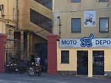 Strakonice si připomněly 105 let od zahájení výroby značky ČZ Sjeli se sem majitelé a obdivovatelé legendárních motocyklů. Na dobu, kdy pro čezetu pracoval, zavzpomínal i náš jediný kosmonaut ve vesmíru Vladimír Remek. A ochotně pózoval na společných sním