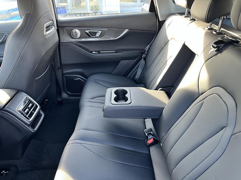 Chery Tiggo 7 (2026) 1,6 ICE LUXURY VÝPRODEJ! - fotka 16 z 29