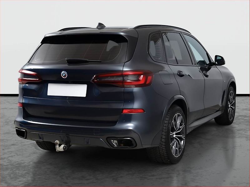 BMW X5 (2022) xDrive30d - fotka 5 z 25