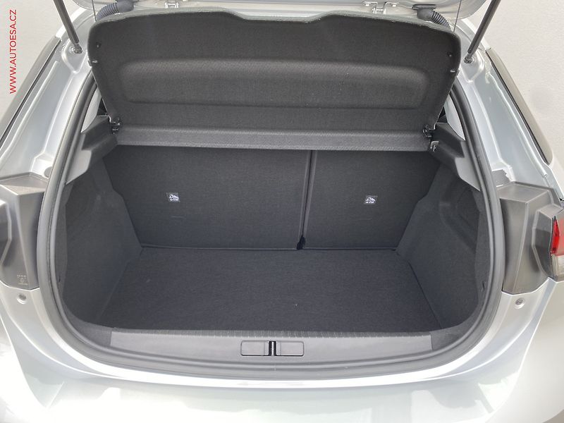 Opel Corsa (2023) 1.2T, Elegance, AT, LED - fotka 7 z 21