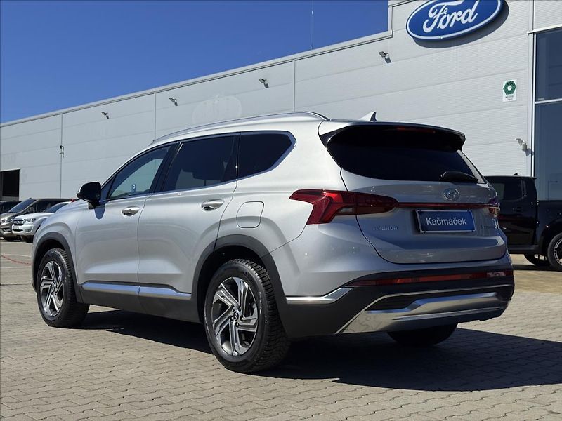 Hyundai Santa Fe 2,2 CRDi 142 kW Smart DPH CZ - fotka 3 z 30