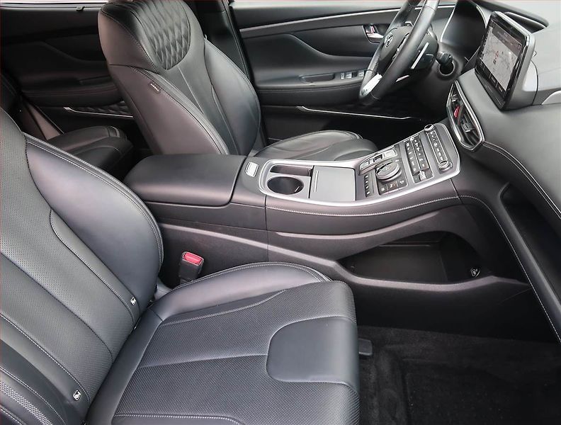 Hyundai Santa Fe (2023) Plug-in Hybrid - fotka 9 z 24