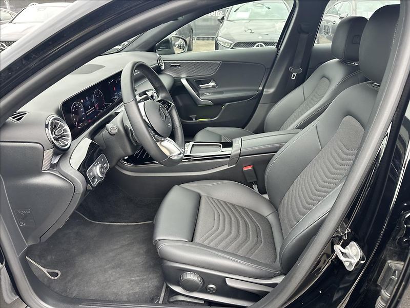 Mercedes-Benz Třídy A A 200 Progressive - fotka 10 z 12
